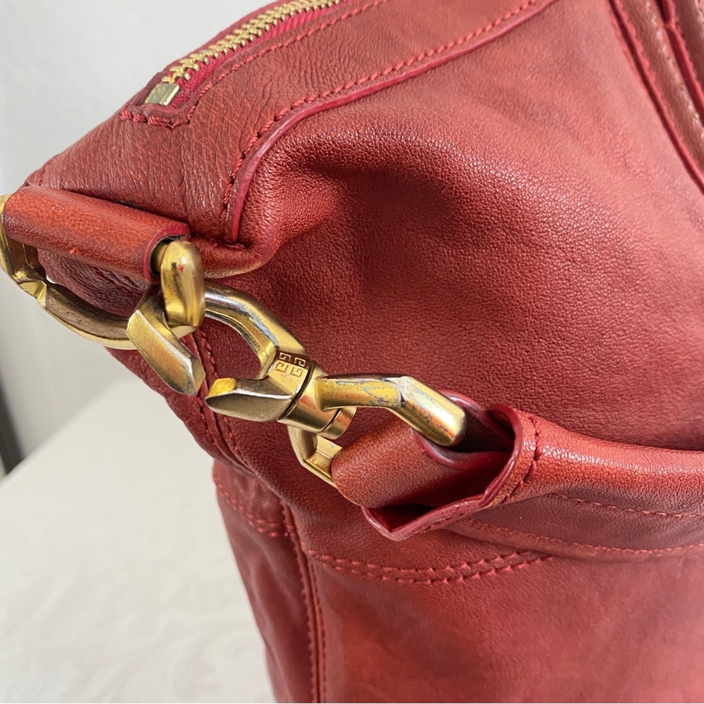 Givenchy red Nightingale Bags - Picture 10 of 16
